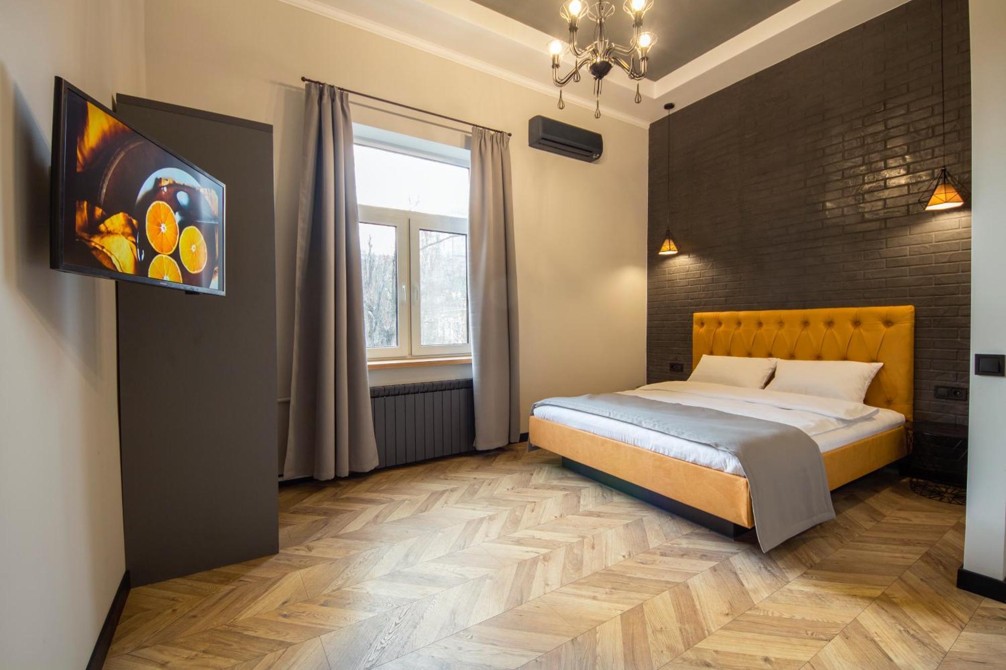 Self Check-In Apartments Kiev Buitenkant foto
