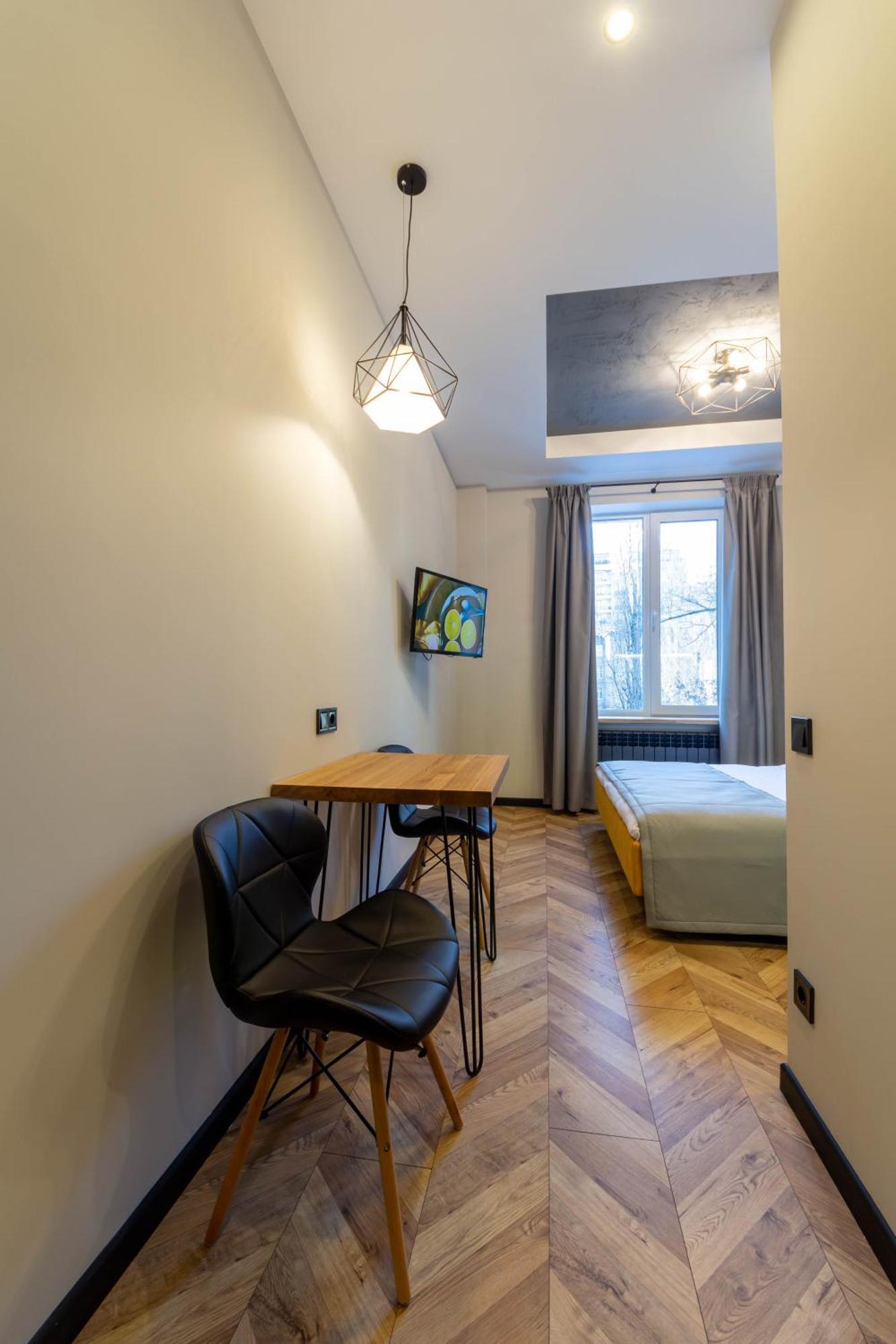 Self Check-In Apartments Kiev Buitenkant foto